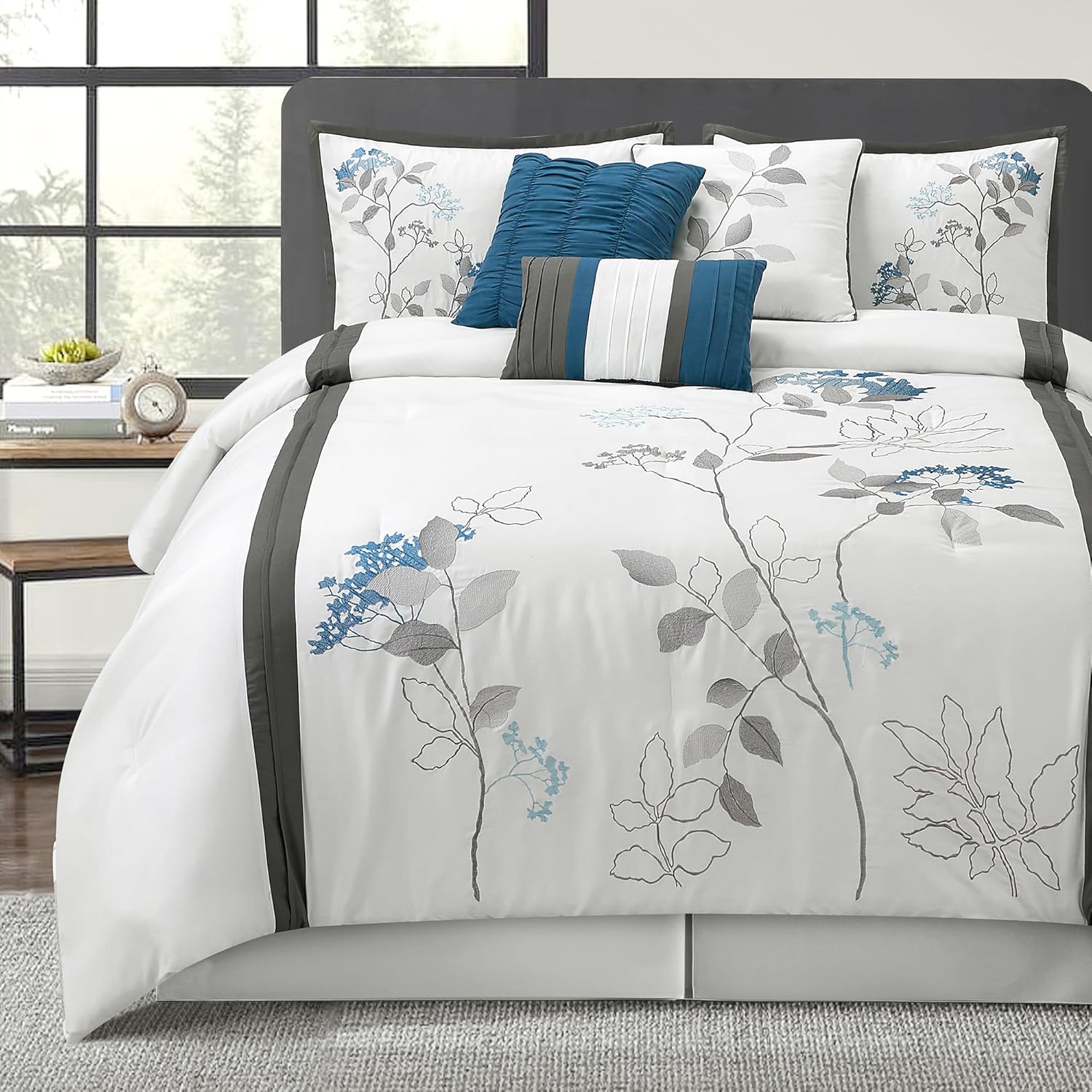 LANCO MODERN LIFESTYLE White Queen Comforter Set, 7 Pieces Bed in a Bag, Elegant Floral Leaves Embroidery, Soft and Lightweight All-Seasons Bedding Set